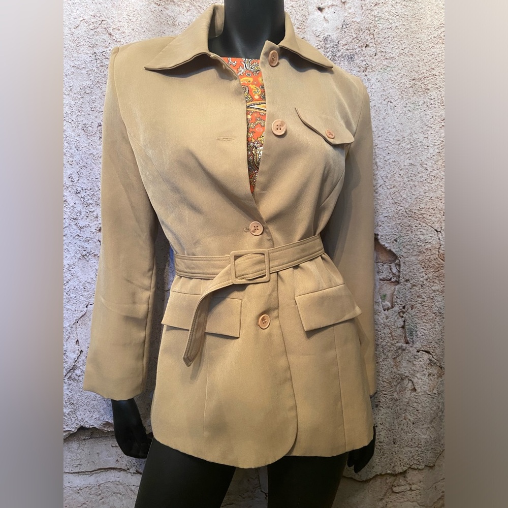 Next Exit Tan Belted Blazer with 3 Pockets 🇨🇦